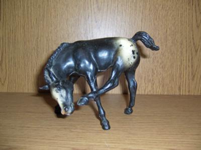 Breyer Scratching Foal #168