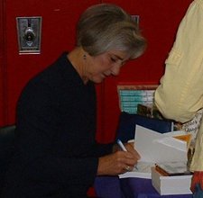 LeAnn Thieman signing her books