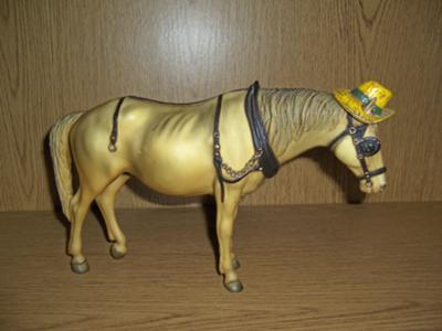 Breyer Old Timer with hat